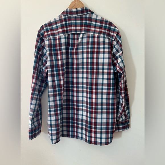 2/$25 | Wrangler | Plaid Outdoorsman Style Long Sleeve Shirt - Size XL - Picture 8 of 11